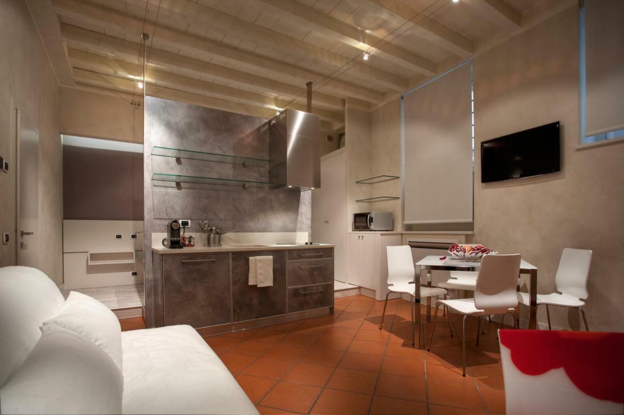 ורונה Le Cadreghe Apartments מראה חיצוני תמונה