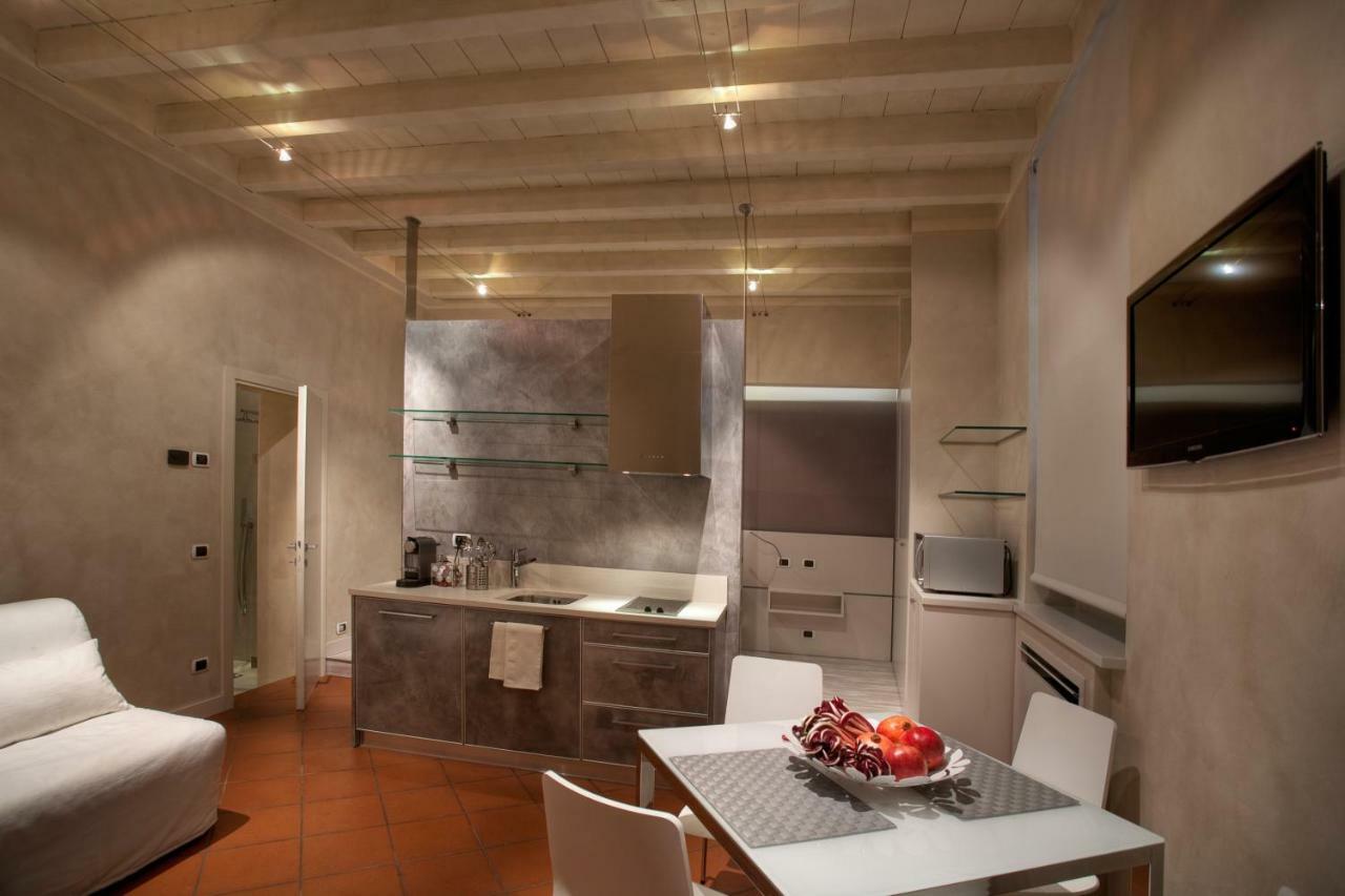 ורונה Le Cadreghe Apartments מראה חיצוני תמונה
